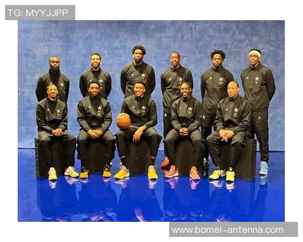 2023年NBA篮球全明星赛精彩瞬间合影回顾与球星风采展示 2023年NBA篮球全明星赛精彩瞬间合影回顾与球星风采展示